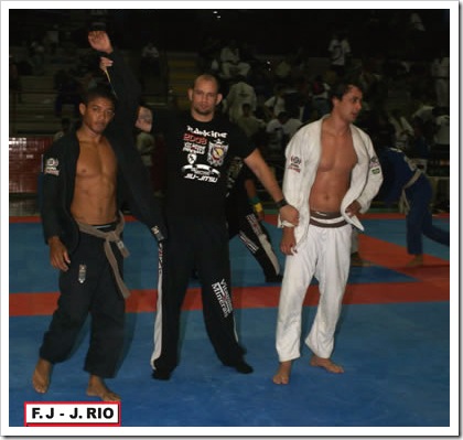 DENTINHO E LEONARDO MACHADO